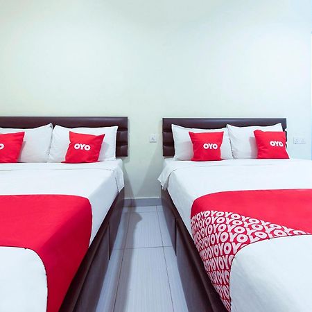 Super Oyo 90385 H3 Hotel Yong Peng エクステリア 写真