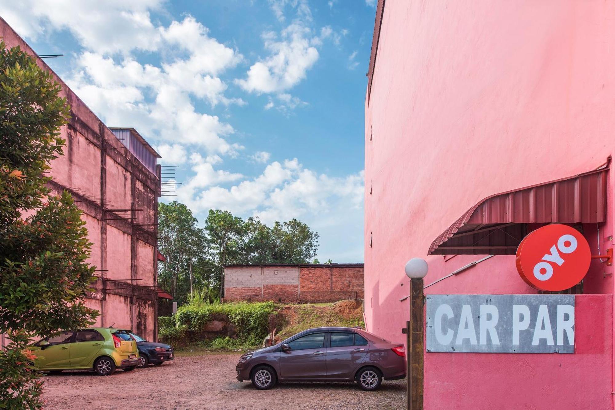 Super Oyo 90385 H3 Hotel Yong Peng エクステリア 写真